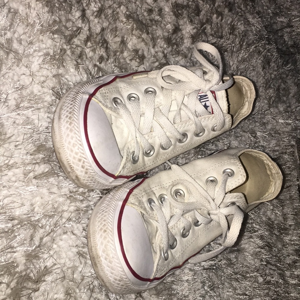 converse shoes